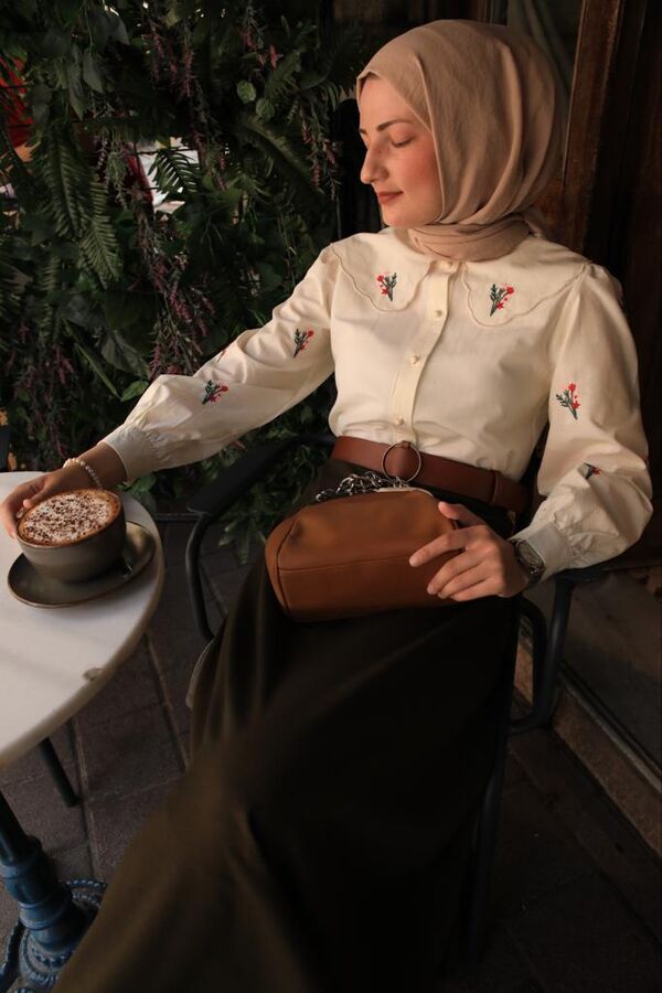 Bahar Etek-Haki