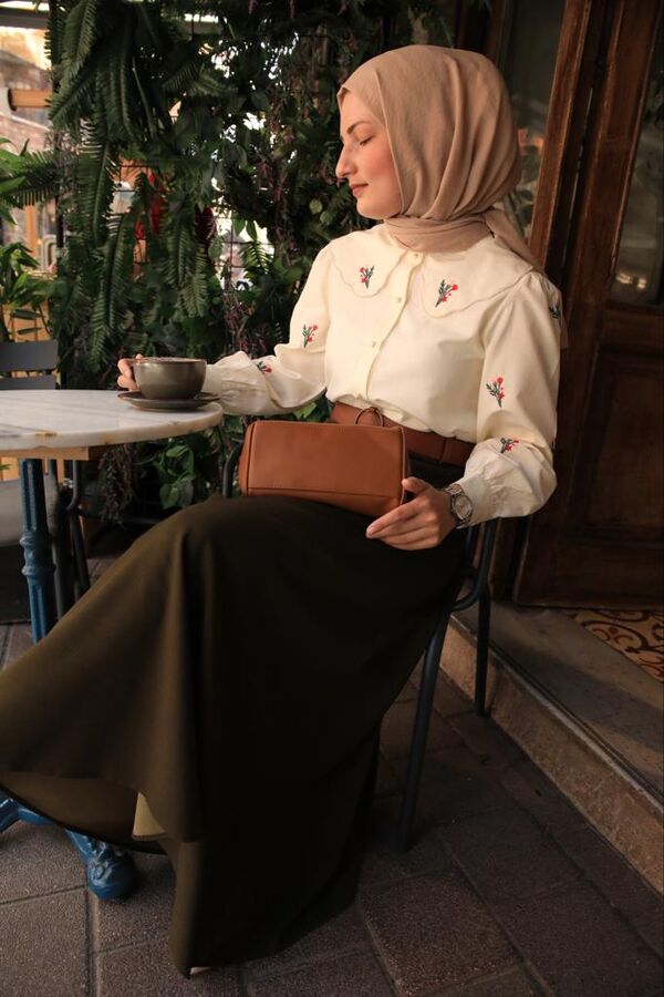 Bahar Etek-Haki