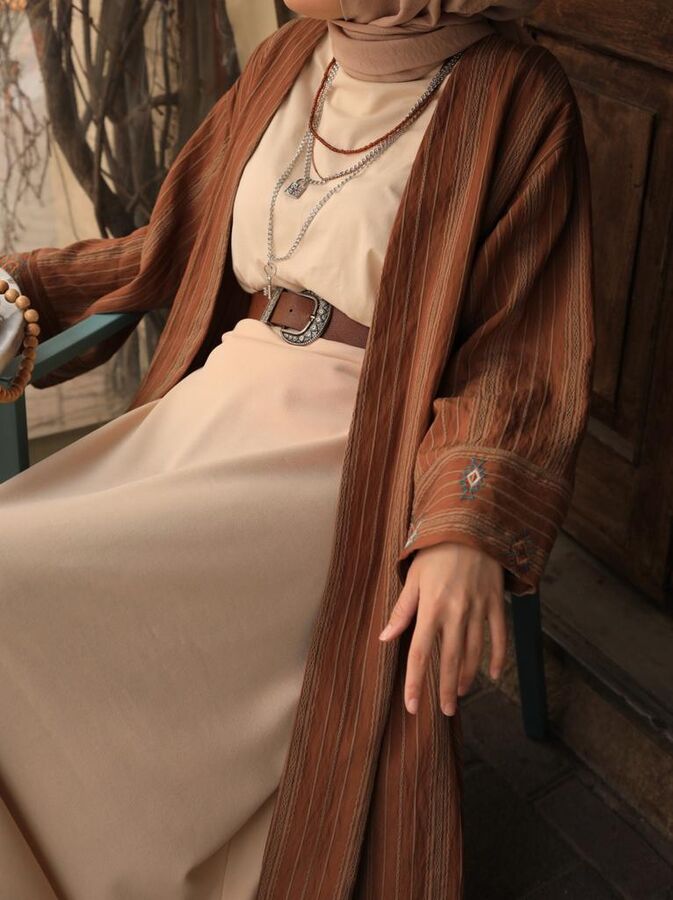 Bahar Etek-Taş