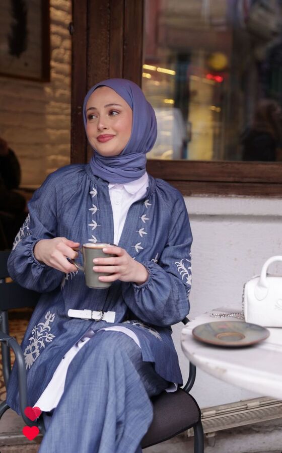 Kadın Nakışlı Tensel Sümbül Takım-Mavi