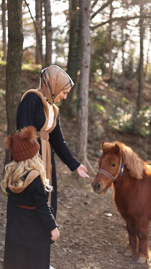 Çocuk Kahve Kürk Detaylı Takım-Siyah
