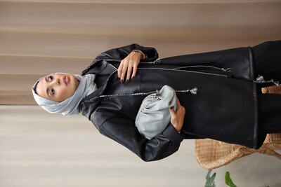Esra Keküllüoğlu - Kadın Kapüşonlu Ceket-Siyah