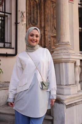 Esra Keküllüoğlu - Kadın Yeşil Çizgili Cep Detaylı Sweat-Beyaz