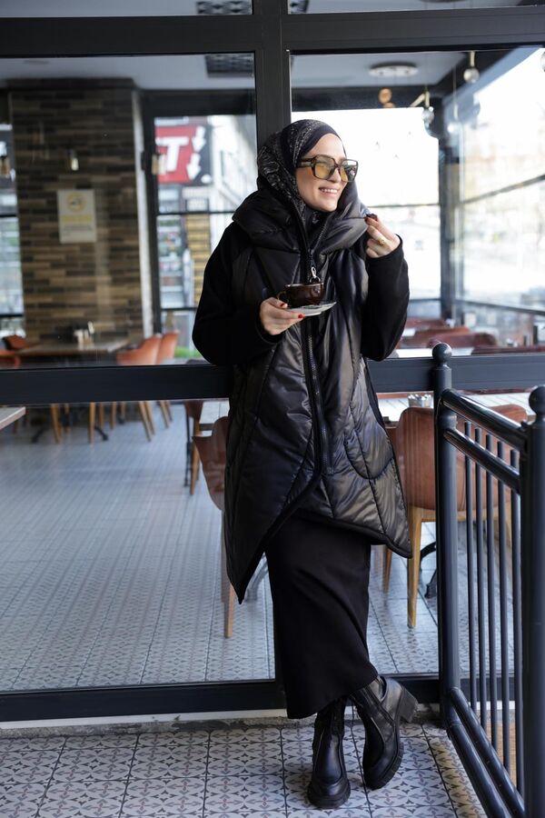 Kadın Kayra Kısa Kap-Siyah