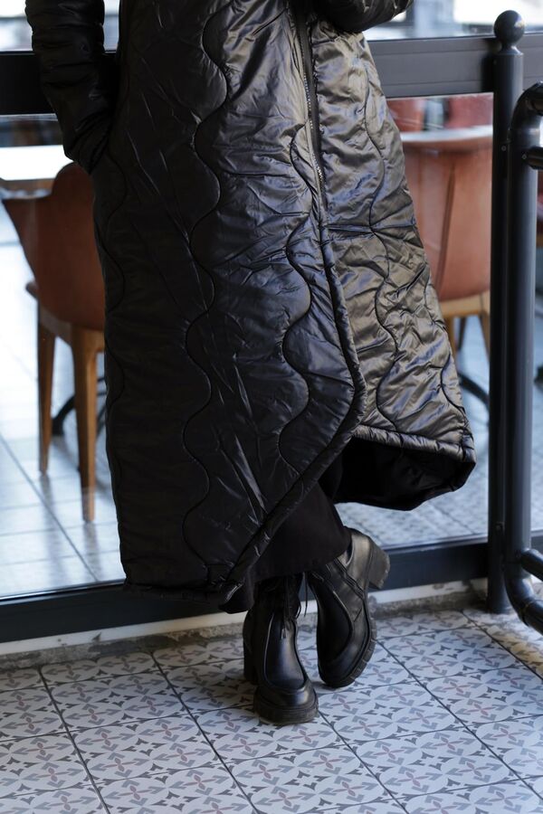 Kadın Meral Uzun Kap-Siyah